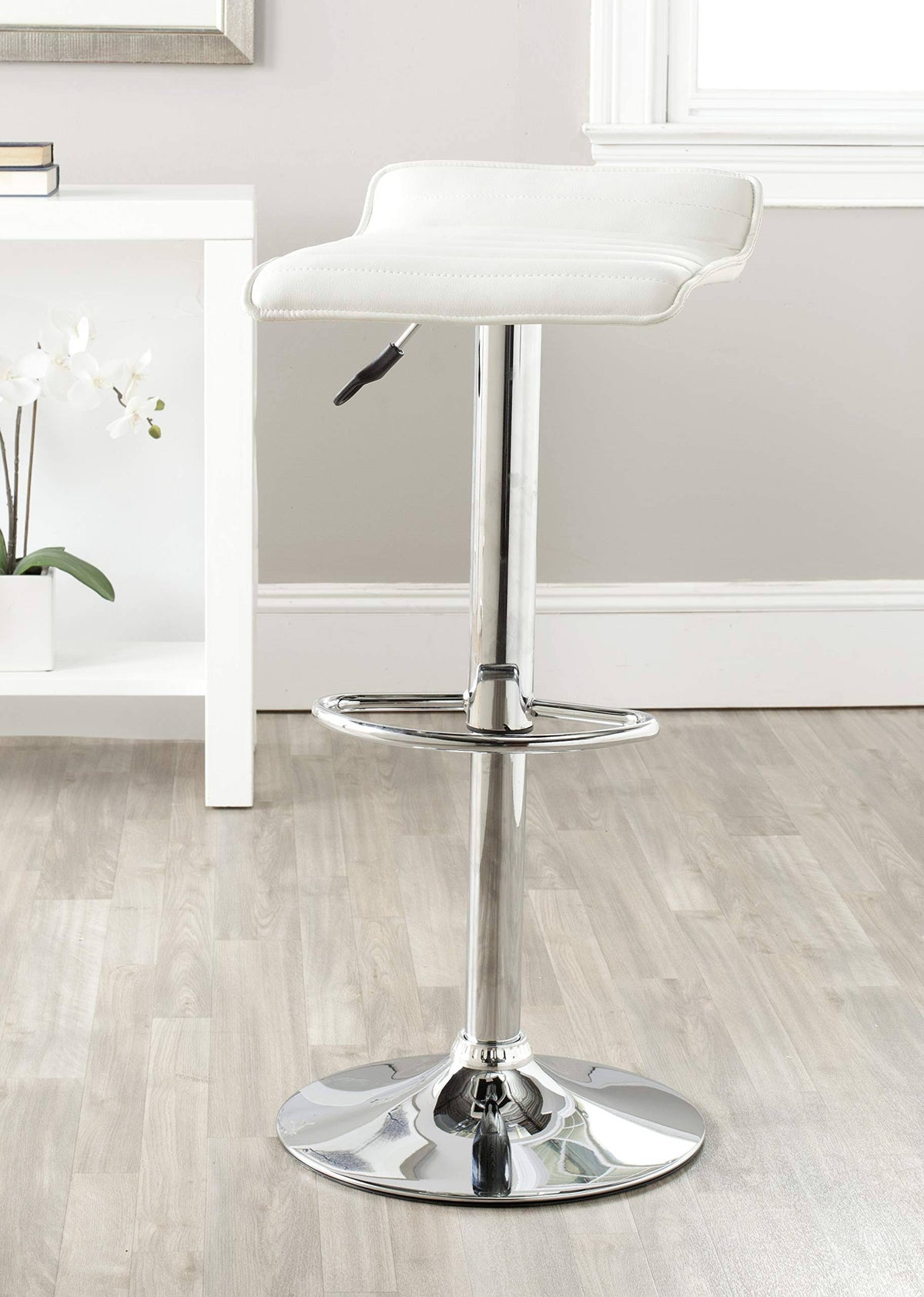 White Swivel Bar Stool N679