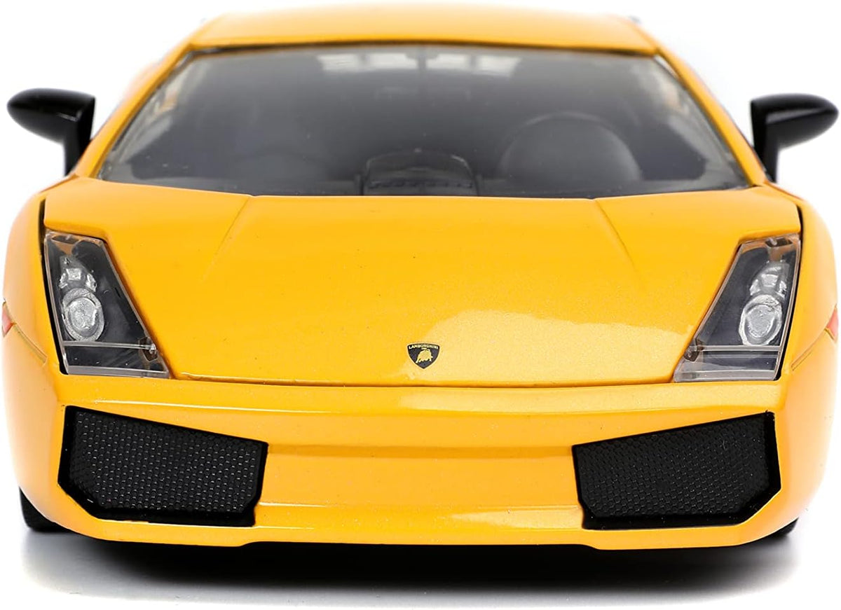 Yellow 1:24 Die-cast Car I82101