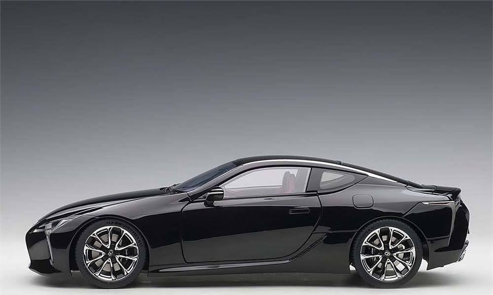 Black 1/18 Model Car V57871