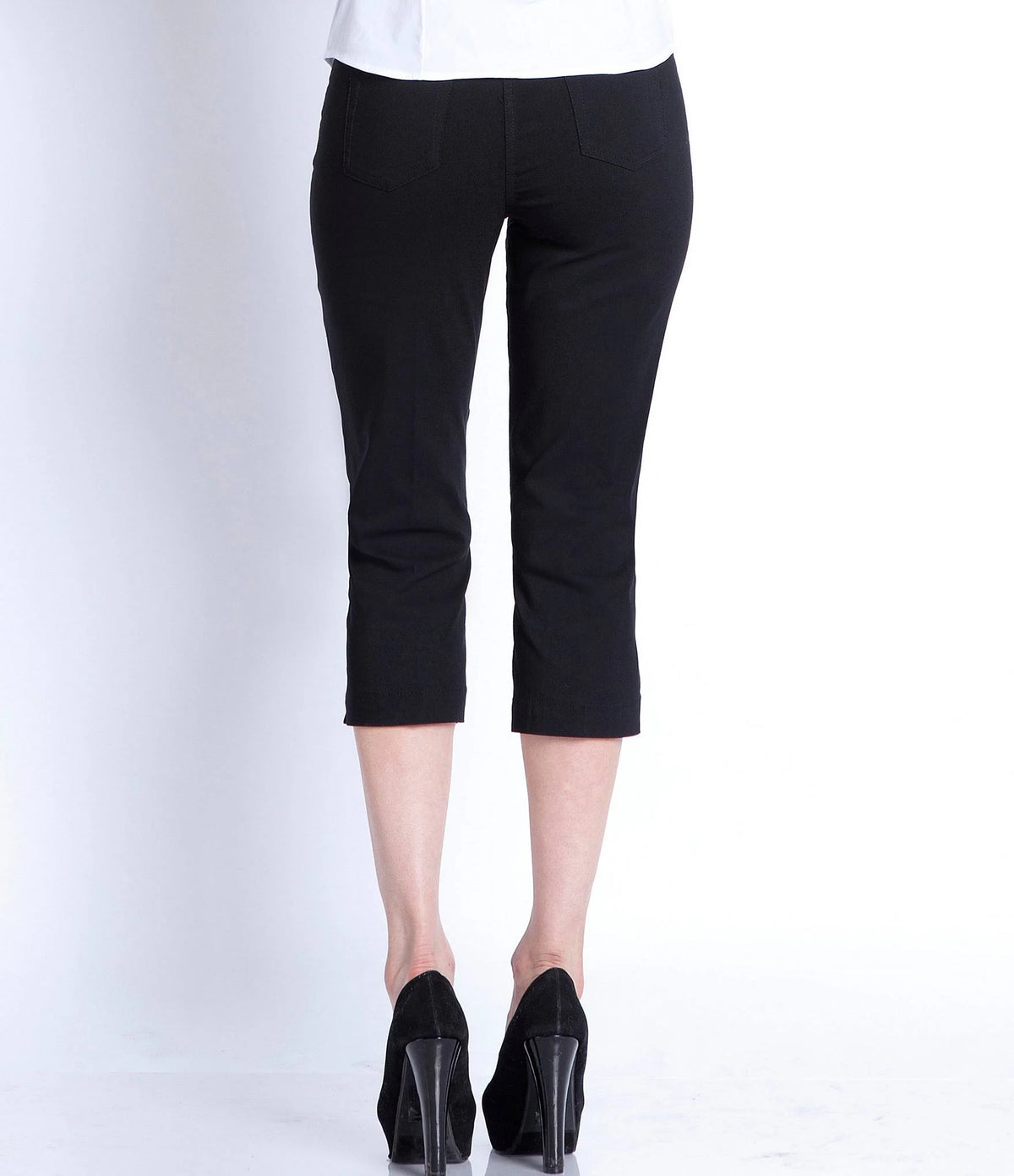 Denim Pull-On Capri Pants O118395