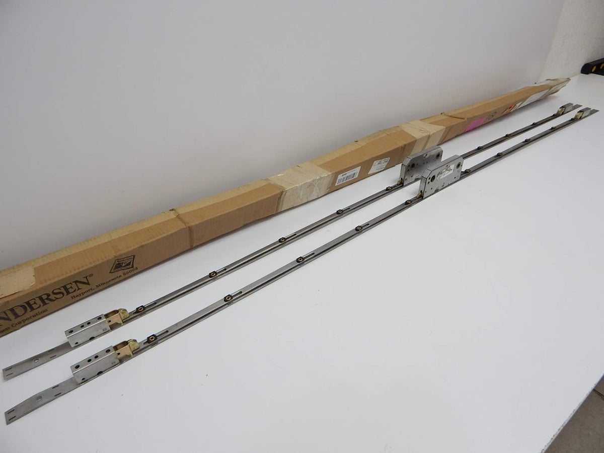 Hinged Door with 3-point Lock Mechanism E845