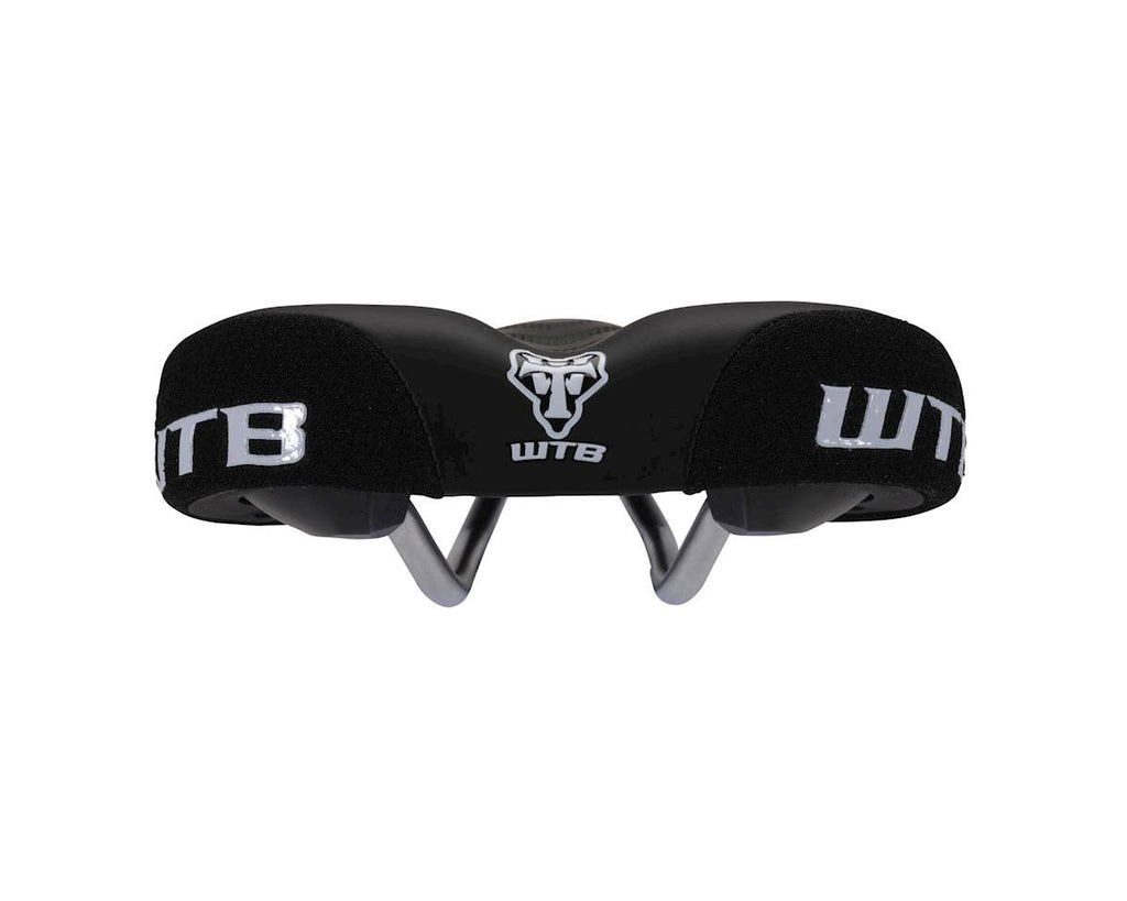 Black Saddle A712