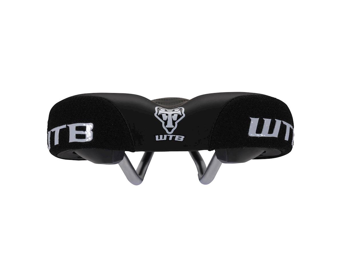 Black Saddle A712